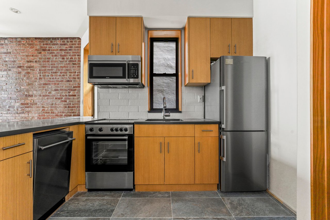 212 Lafayette Street, Apt 2D