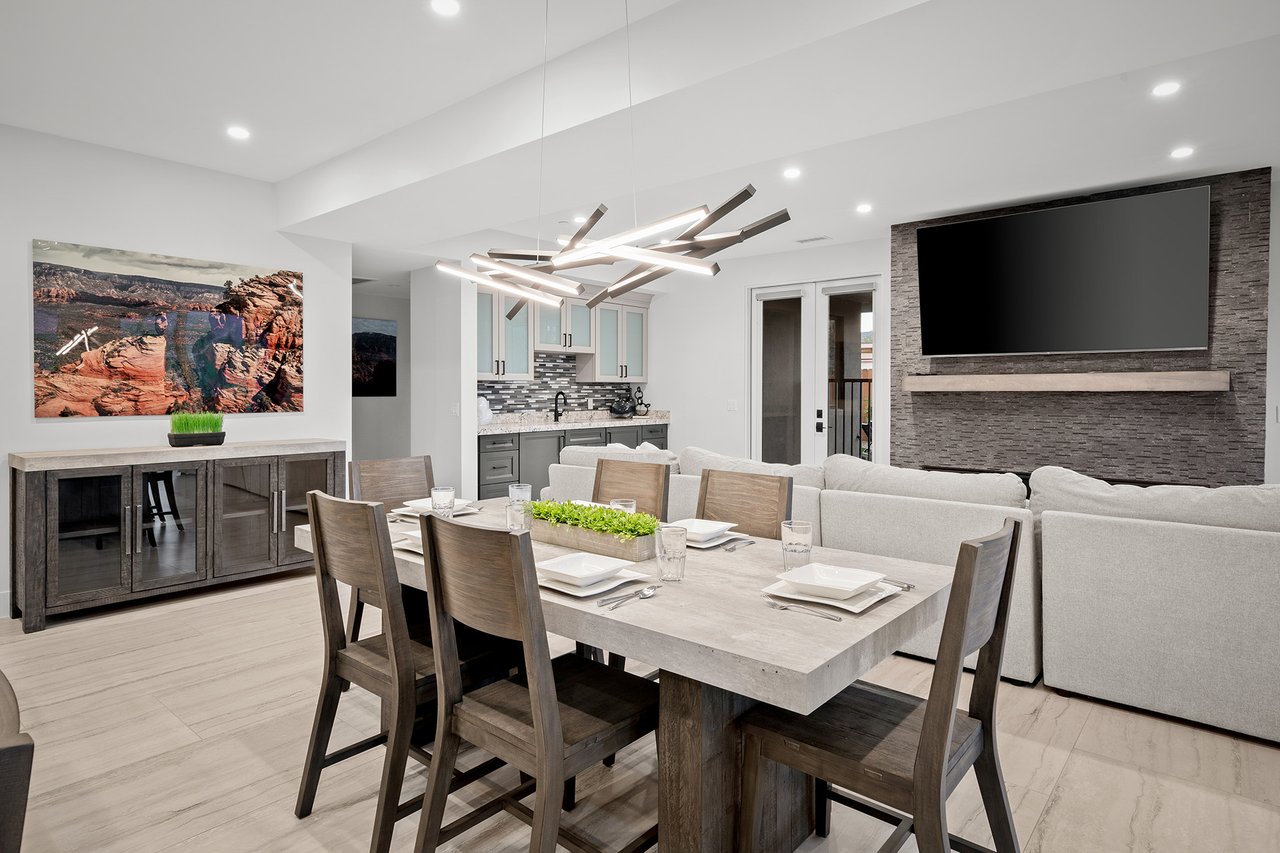 40 Roadrunner Lane
