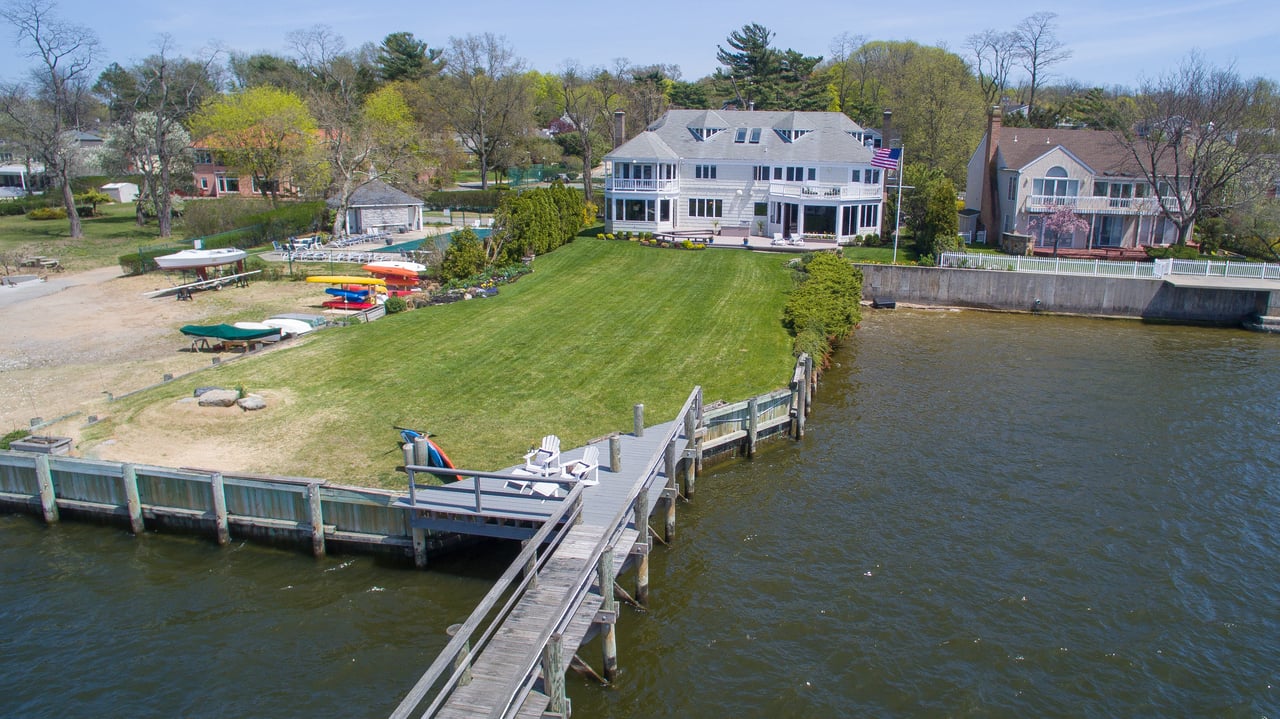6 South Court, Bayview Colony