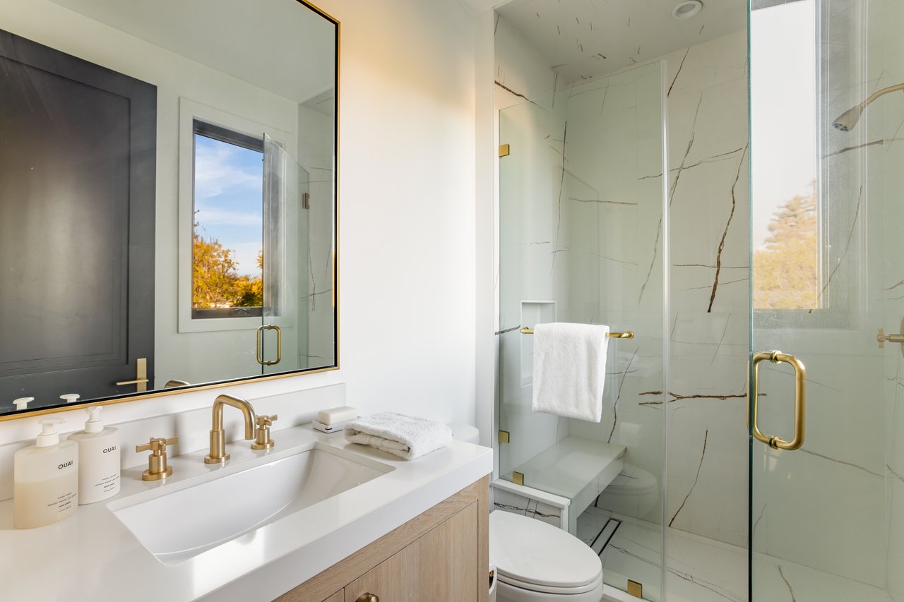 4533 Gentry Ave, Studio City