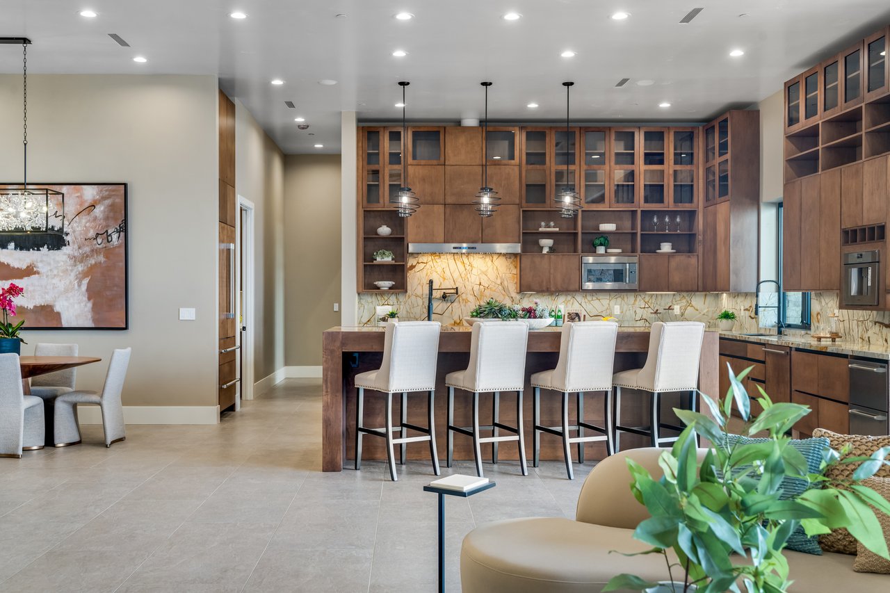 9 Stonecutter Court