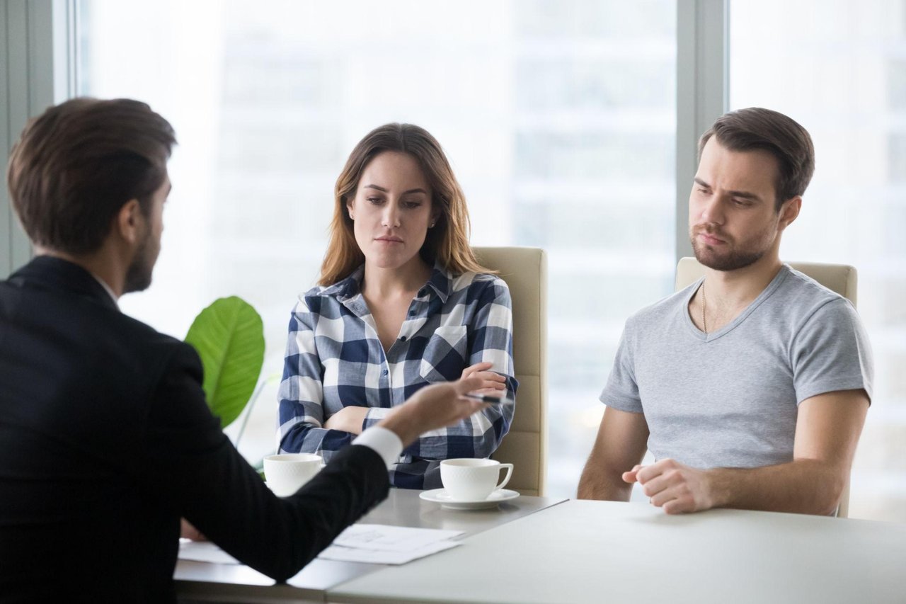 Why Buyers in Seattle Decide About Homes Before They Visit