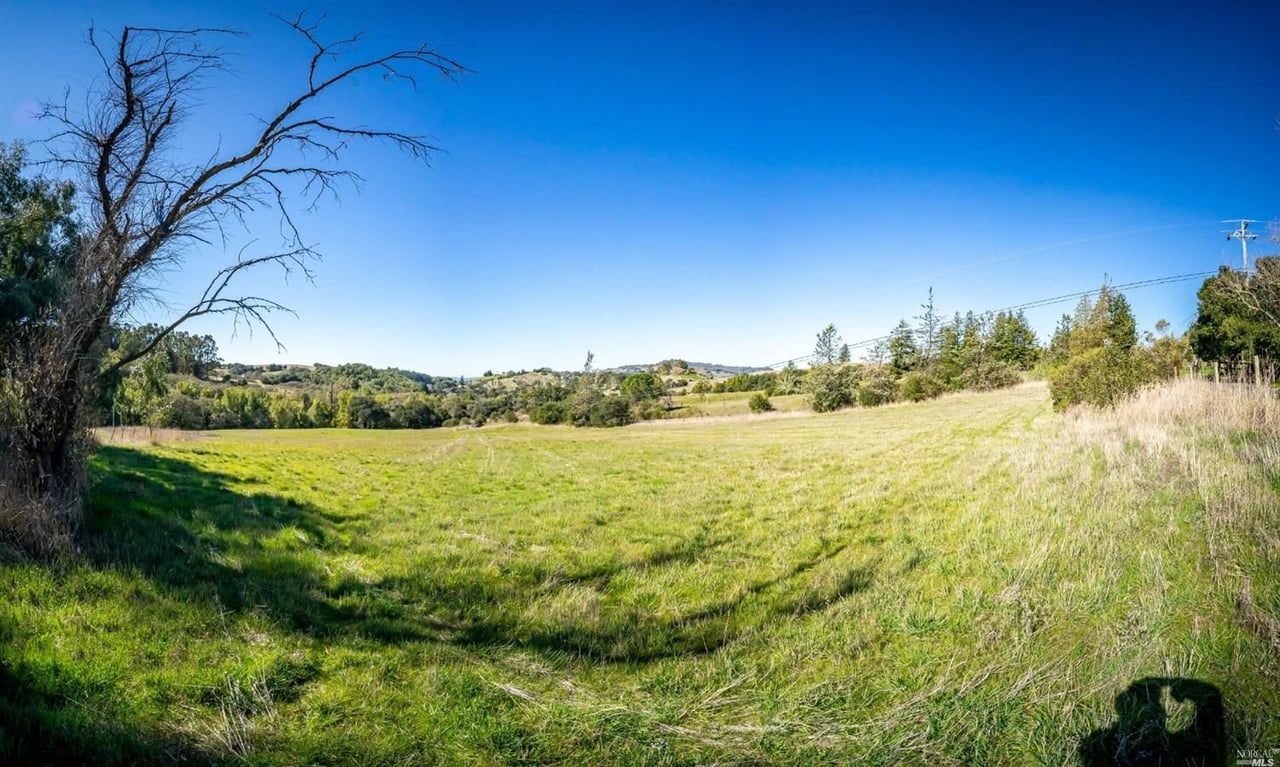 5289 Sonoma Mountain Rd