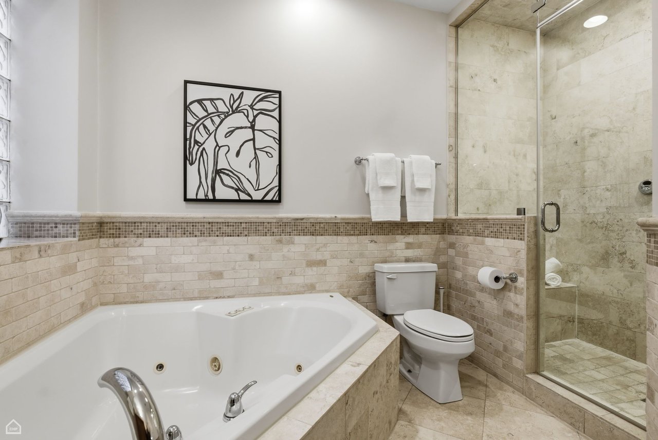 1047 W Monroe Street Unit 3