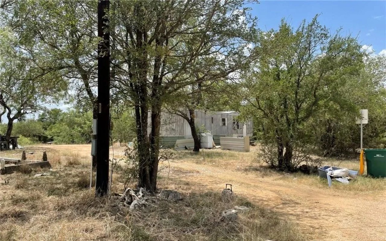 1302 Kings Forest