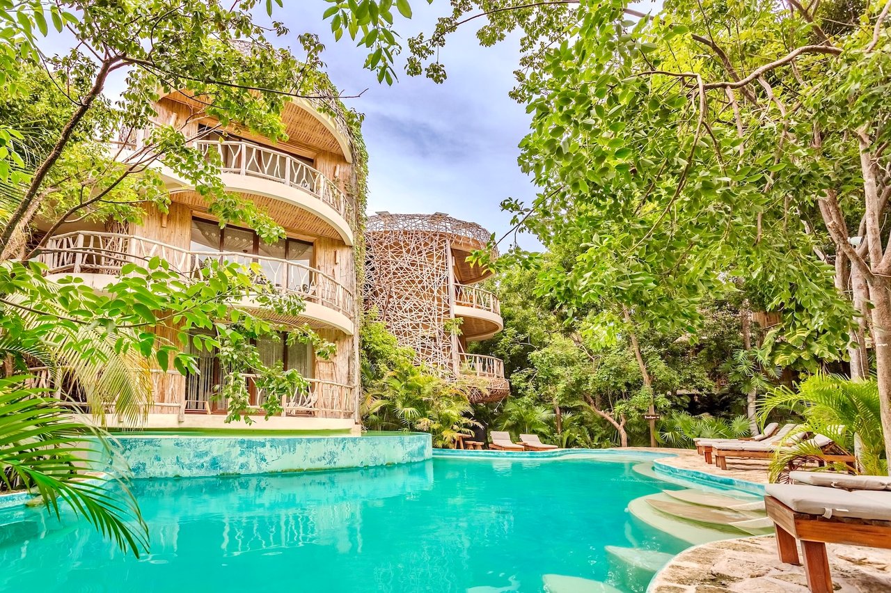 KAN | Penthouse with Pool