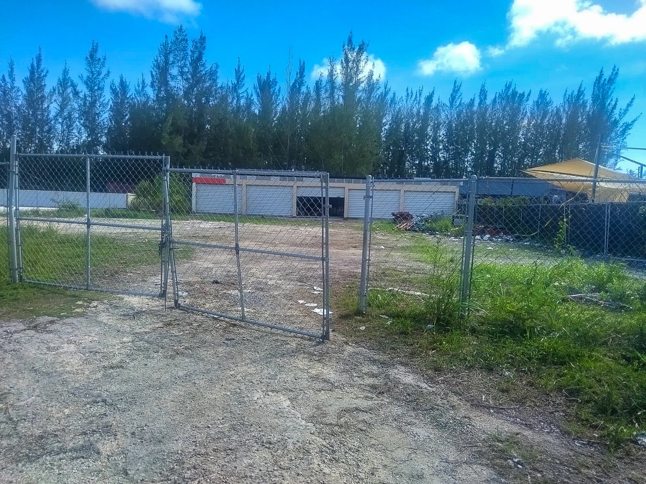 Gladstone Road Warehouse