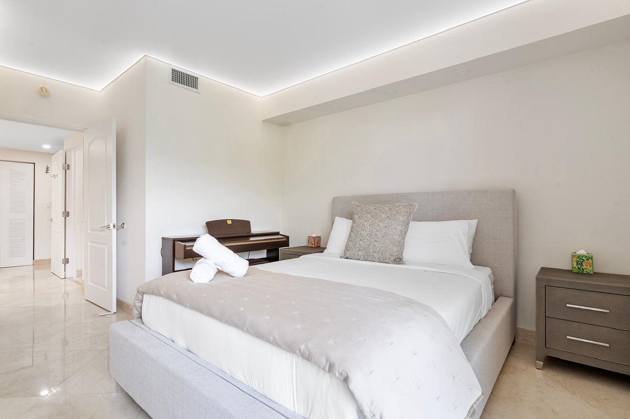 King David Short-Term Rental | Prime Location