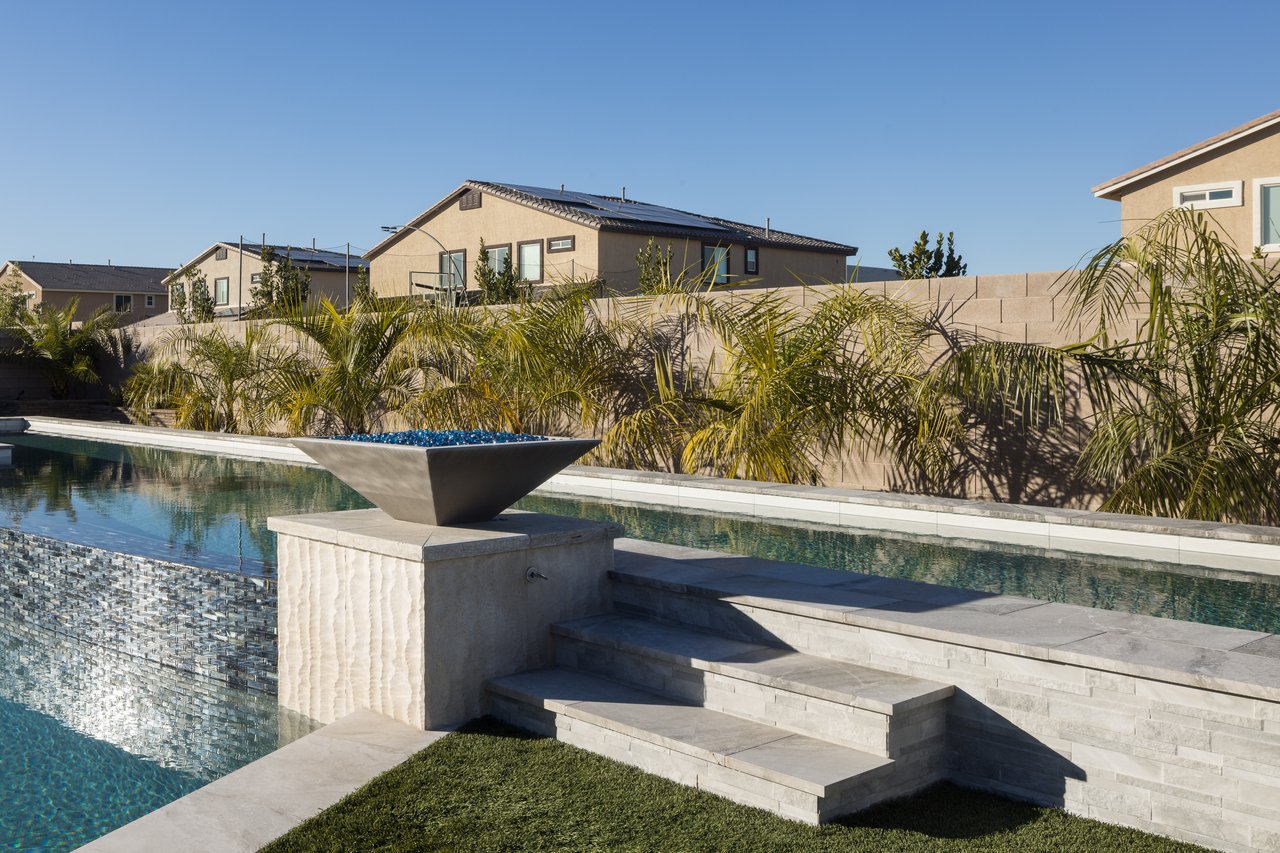 7602 Mount Spokane Court