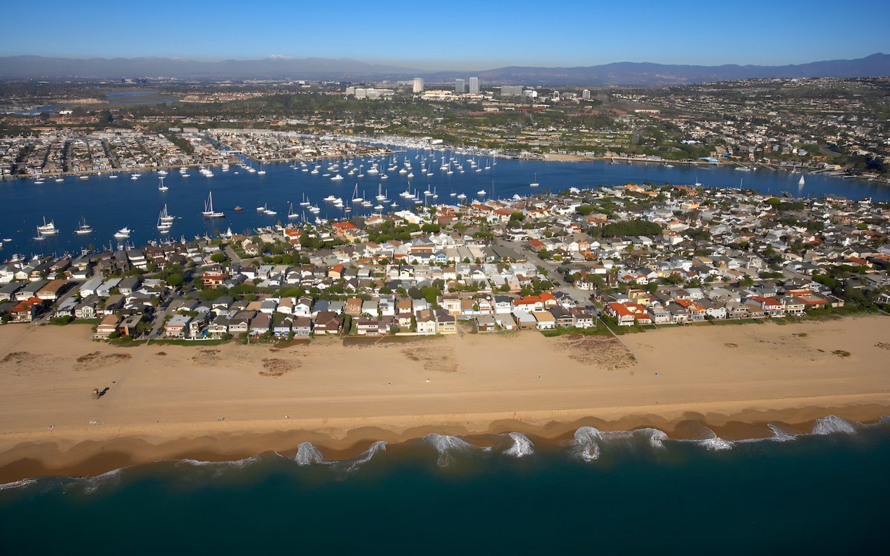 Balboa Island | Newport Beach CA Harbor Community