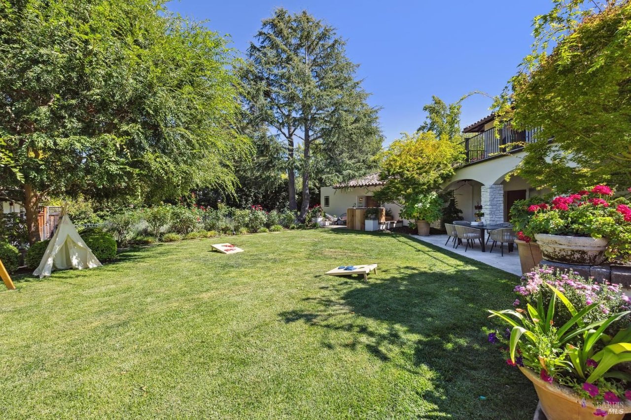 10 Tarry Rd