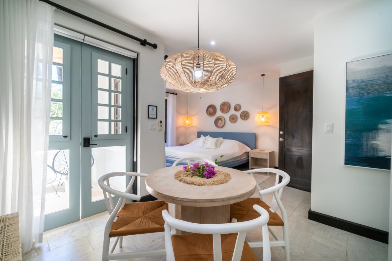 18 Calle La Ronda | Where Everyday Feels Like a Holiday