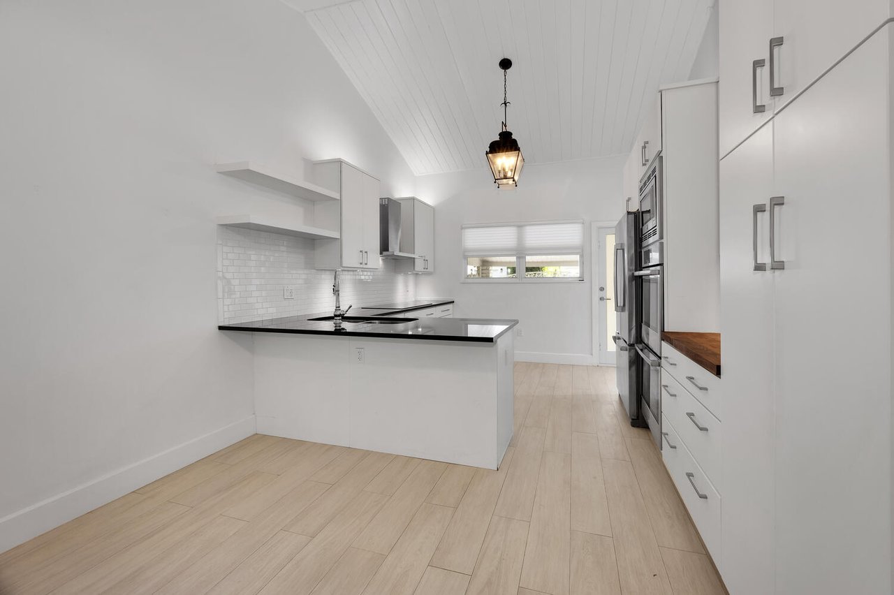 The Oak Haven - The Perfect Coral Gables Home
