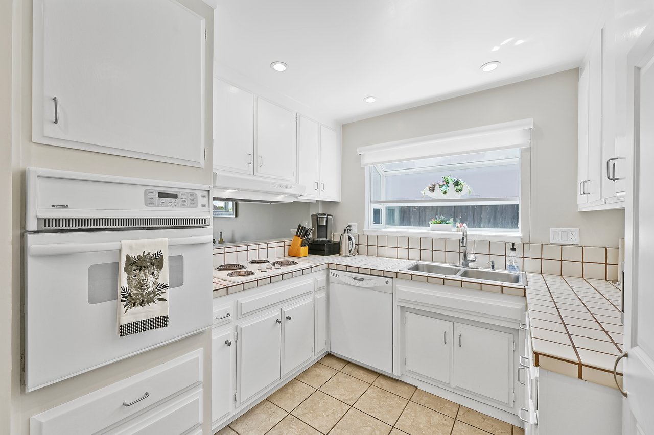 38 San Ramon Way