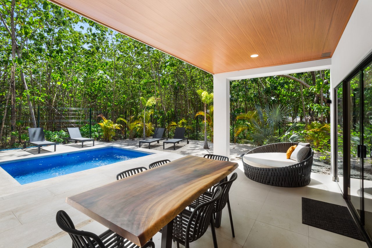 Flamingo Estates Luxury Home | Modern 4-Bed Retreat with Pool & Rooftop Terrace Near Beach & Marina