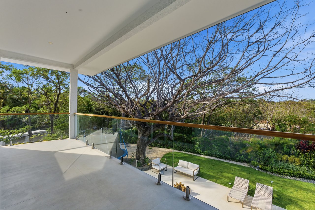 Casa Estrella de Mar | Luxury 5-Bedroom Beachside Home for Sale in Las Golondrinas, Hacienda Pinilla