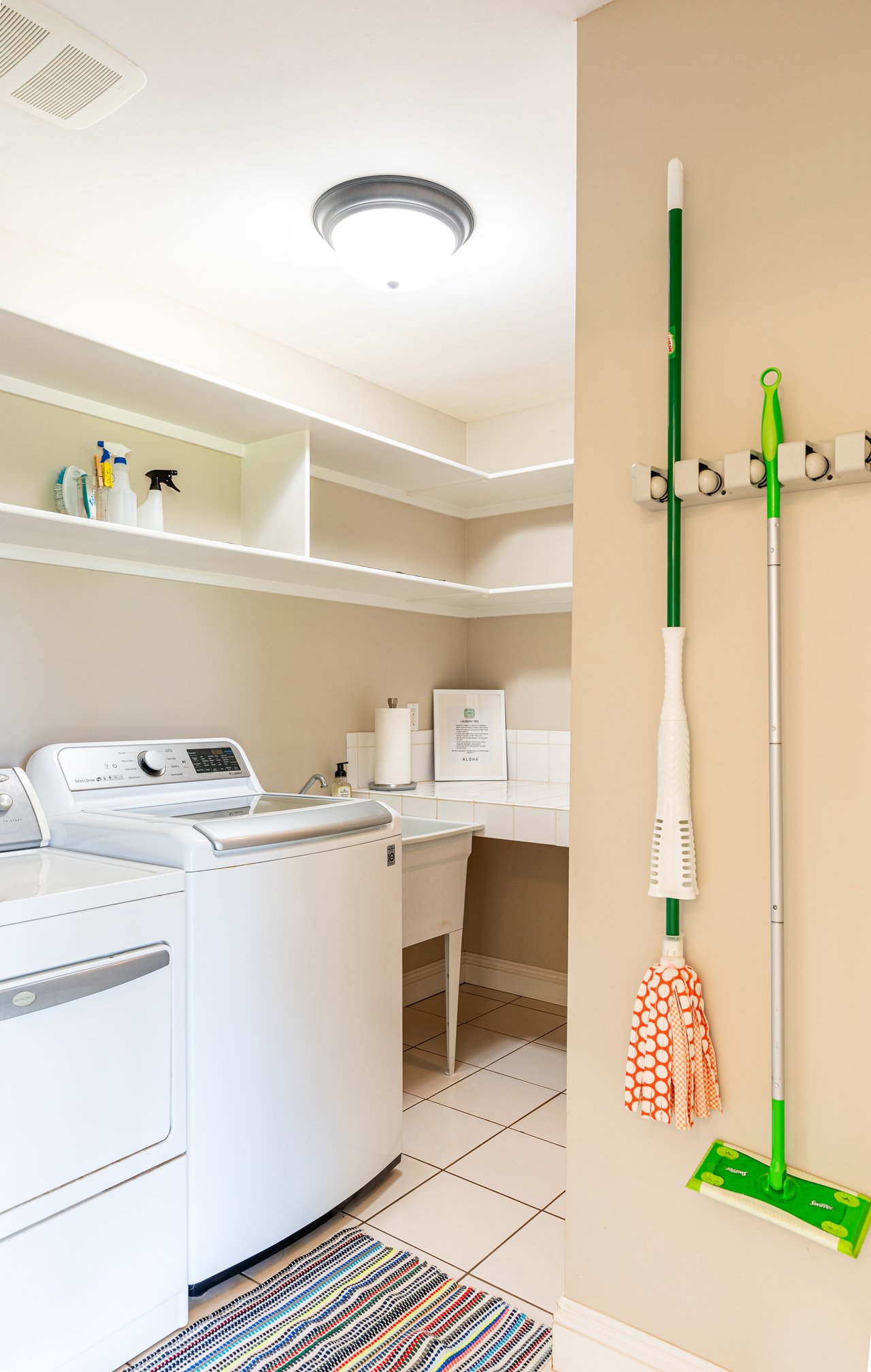 The Green Pineapple Estate