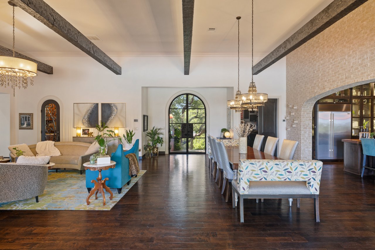 12802 Hacienda Ridge