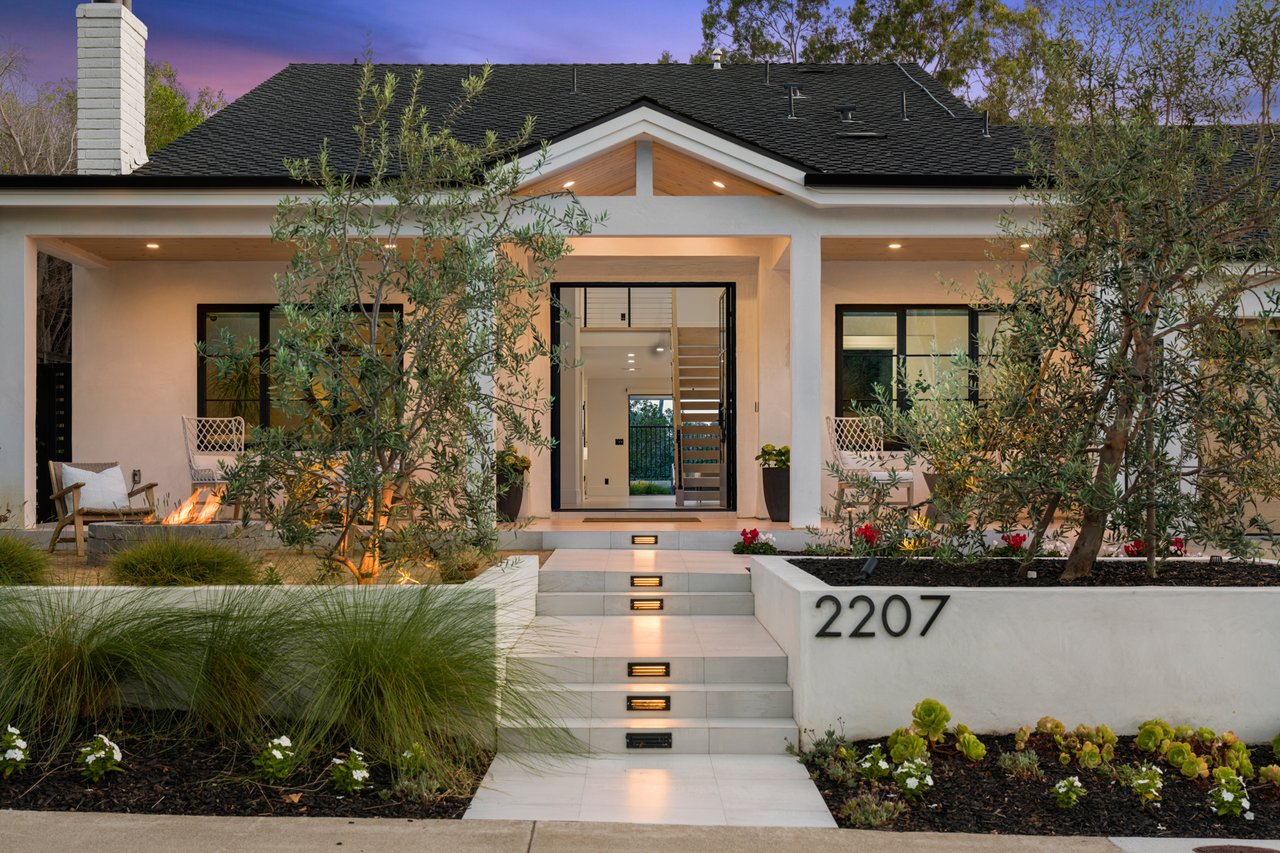2207 Port Harwick Place