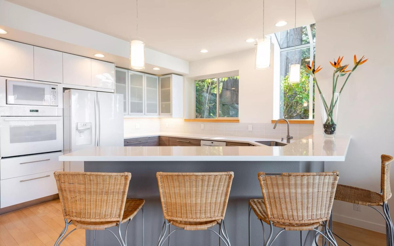 9 Refreshing Ways To Decorate Your Home With Plants