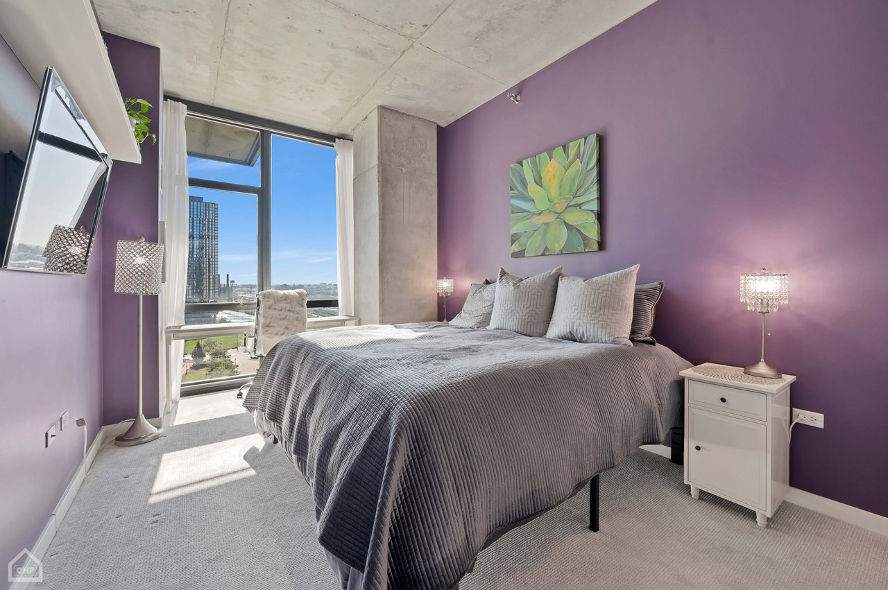 235 W Van Buren St Unit 1511