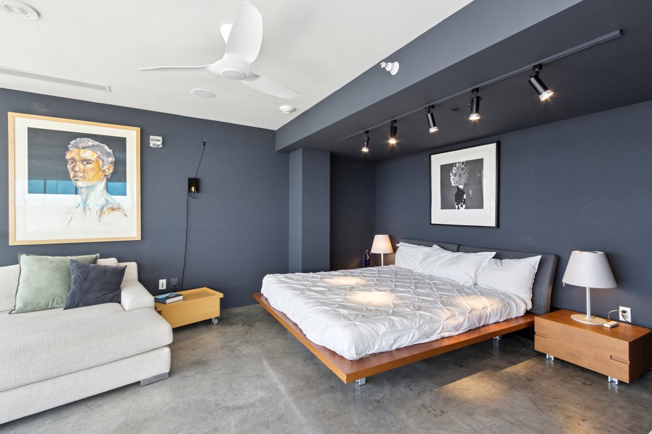 221 E College St Unit: Nos. 1301 +1302