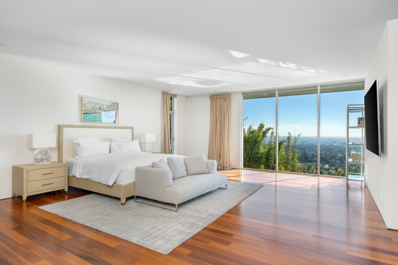 1290 Angelo Dr, Beverly Hills