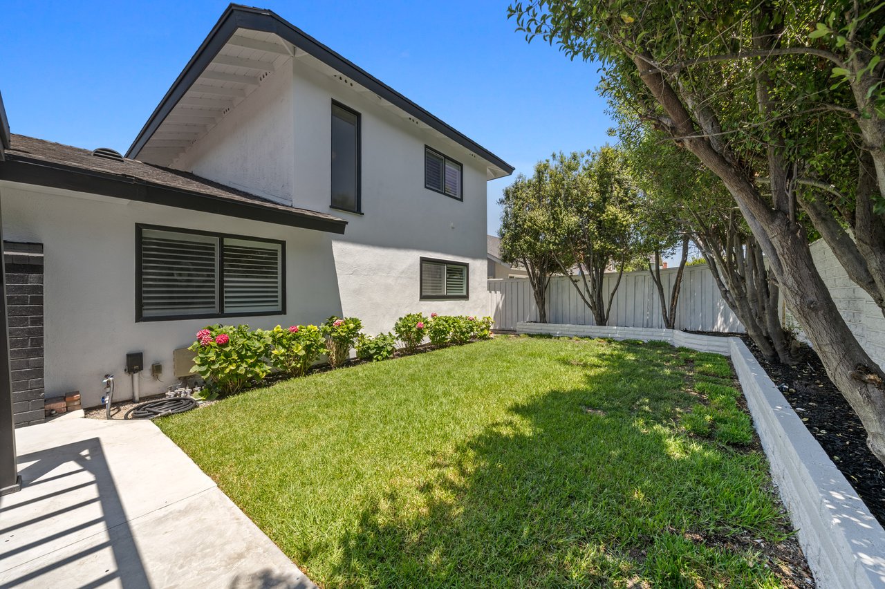 21212 Binghampton Cir
