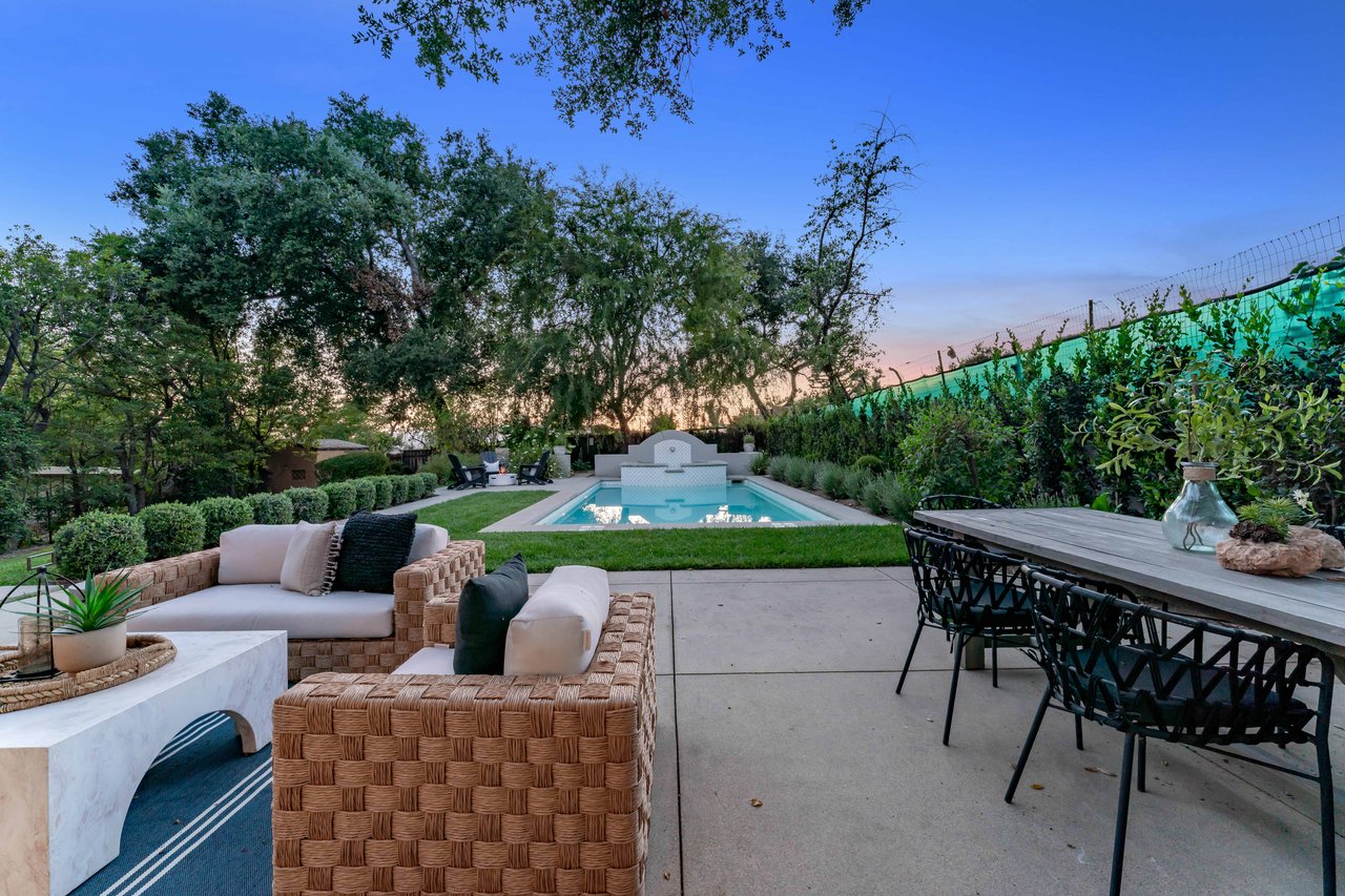 2927 Santa Rosa Avenue