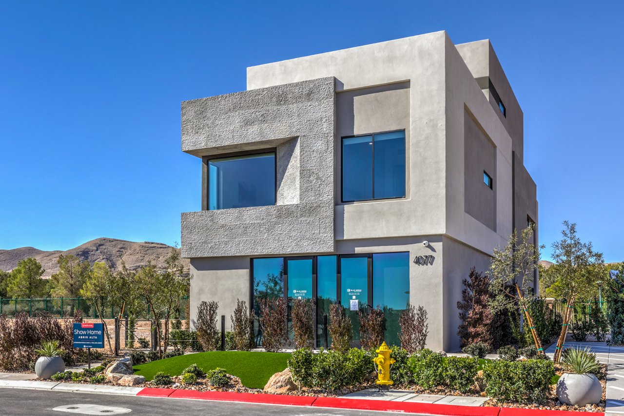 4077 Heron Fairway Dr