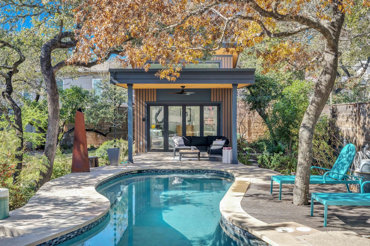 Pool Houses / Cabanas