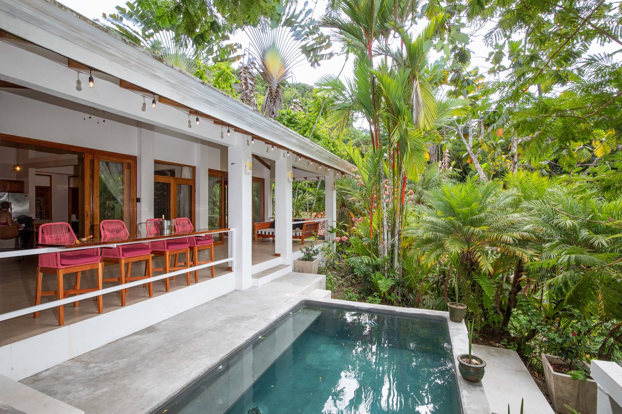 Casa Ventanas – A Tropical Home for Sale in Manuel Antonio