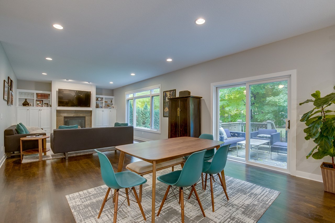 Renovated 2-Story, Walkable to Downtown Wayzata