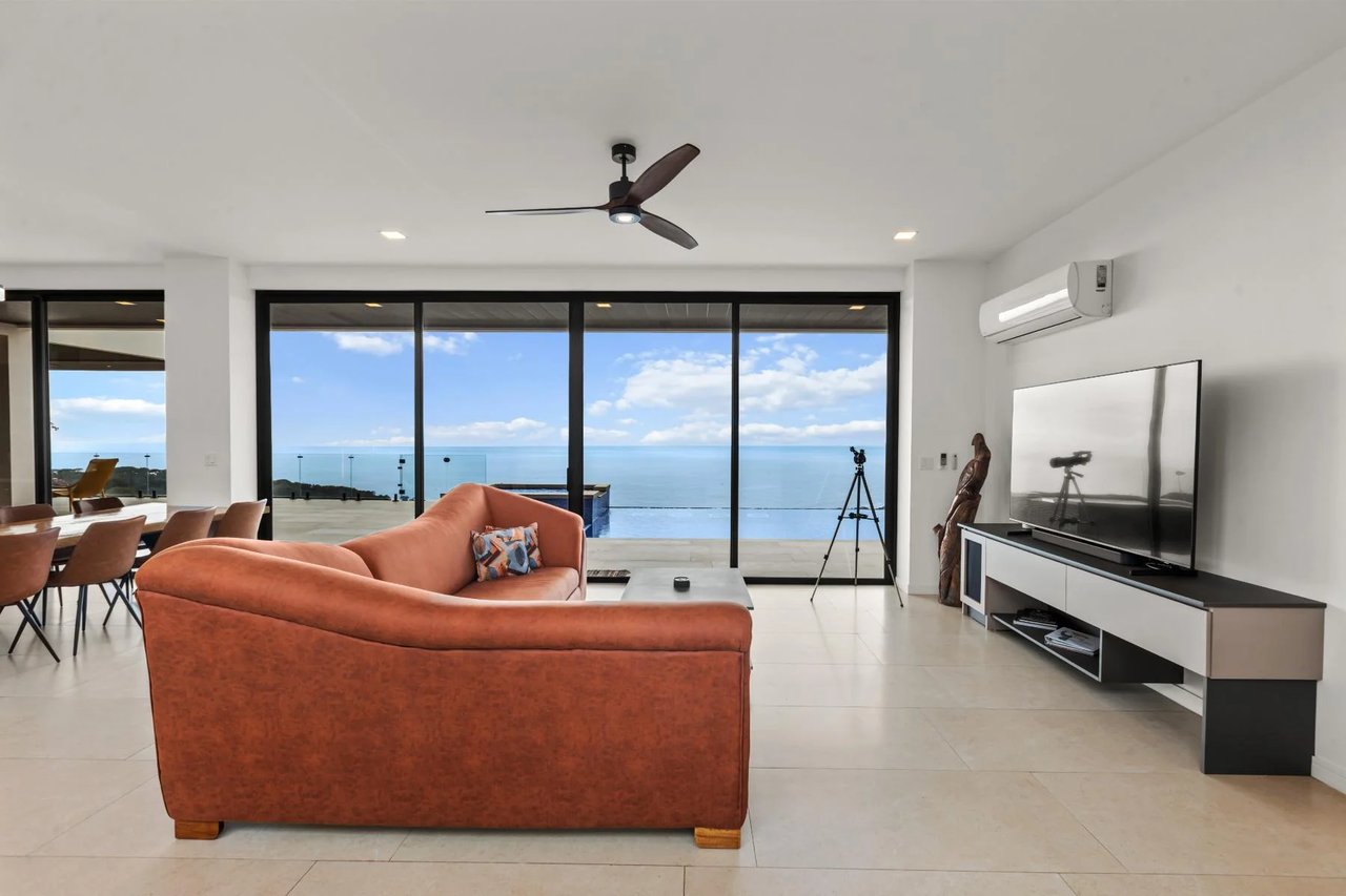 Luxury Ocean View Villa, Jaco, Puntarenas