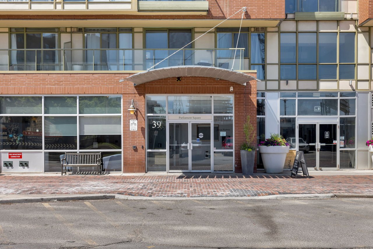 39 Parliament Street, Suite 502