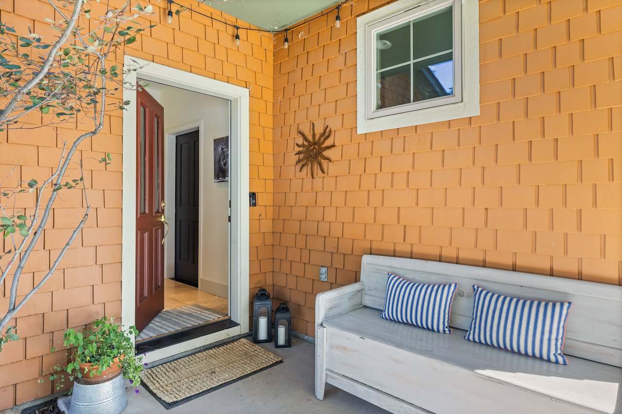 Fully Remodeled End Unit with Designer Luxury