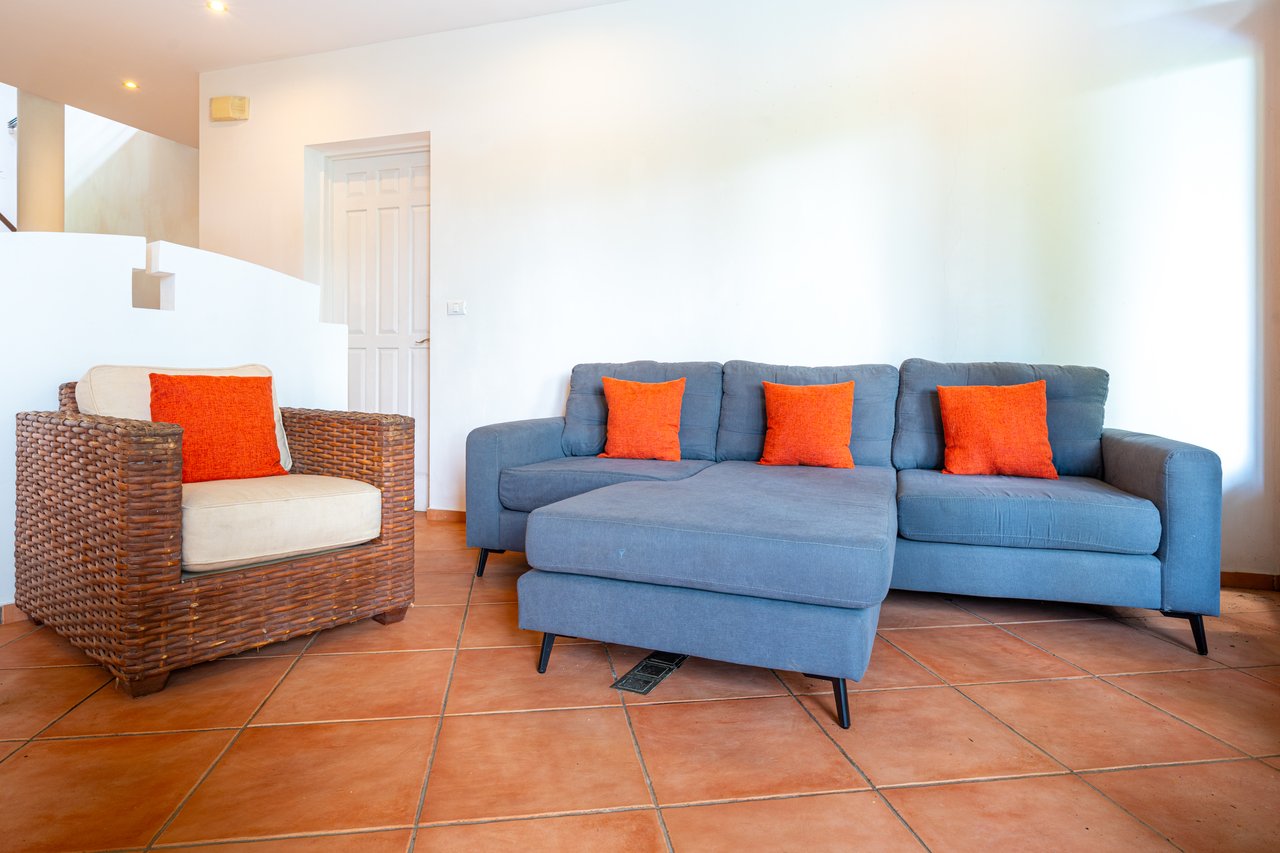 VILLA TURQUESA, MAJESTIC OASIS WITH EXTRA BUILDING SITE, CLOSE TO THE BEACH & WILDLIFE 