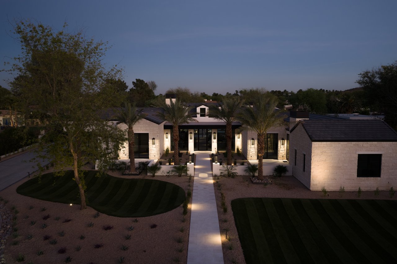 5717 E VIA LOS RANCHOS