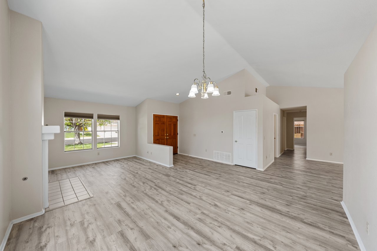 24403 Stallion Ct.
