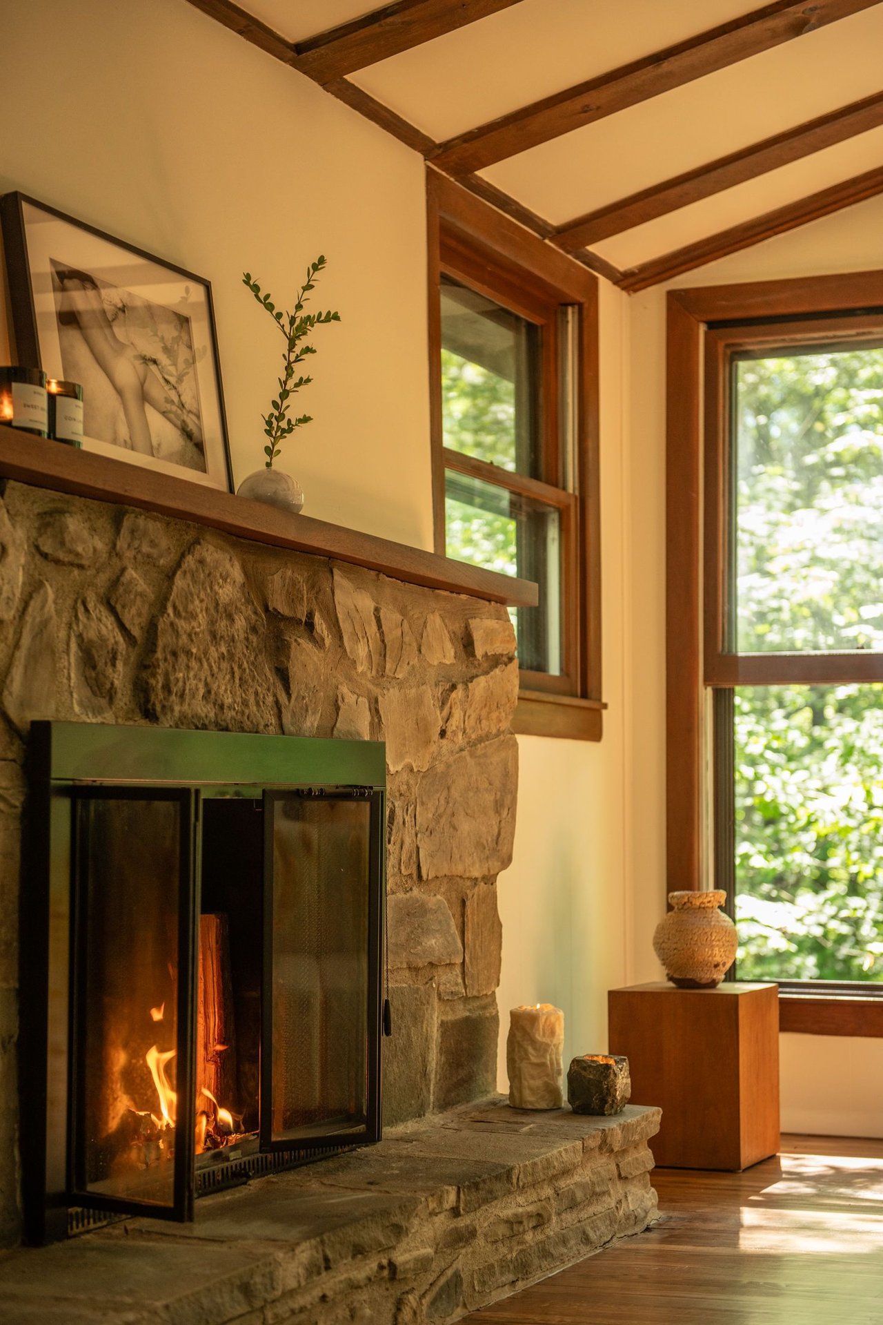 276 Chestnut Hill Road, Woodstock