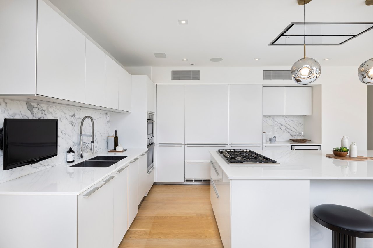 415 Greenwich Street, PHA