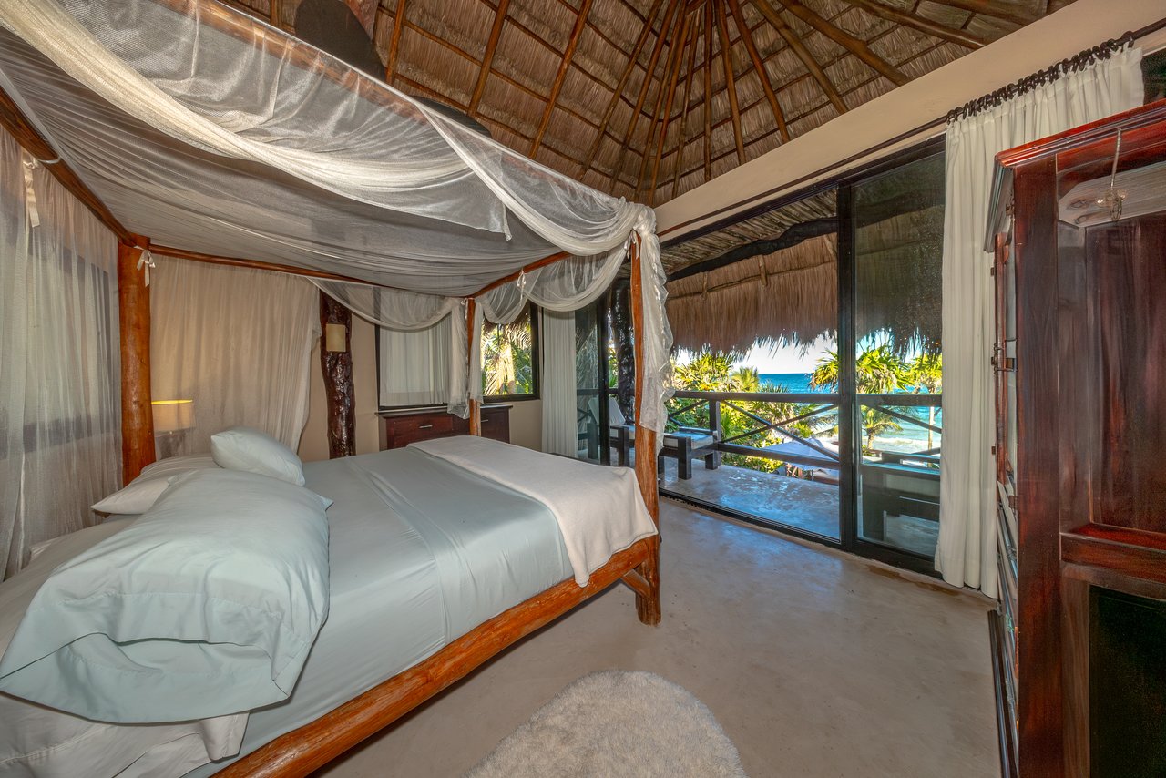 Casa Chic Tulum | Rare Beachfront Estate in Hotel Zone