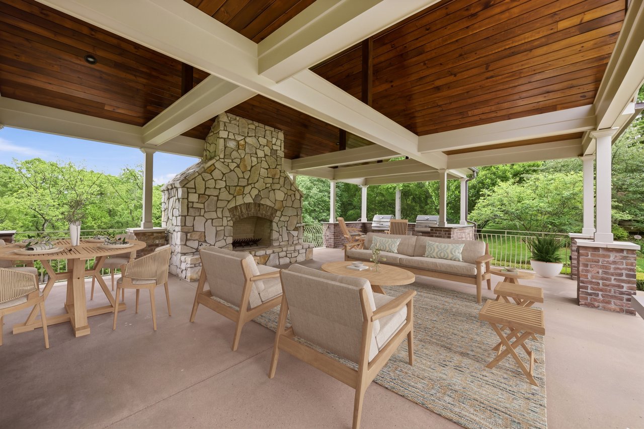 Outdoor Kitchen and Living