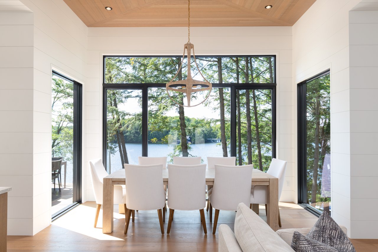 KINGSETT ROAD, Lake Rosseau