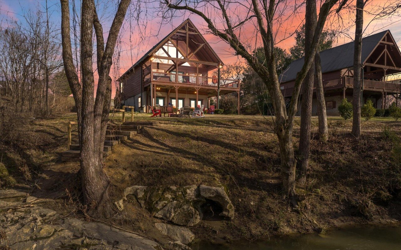 Wallace Luxury Spotlight | 1940 Pittman Center Road Sevierville, TN 37876