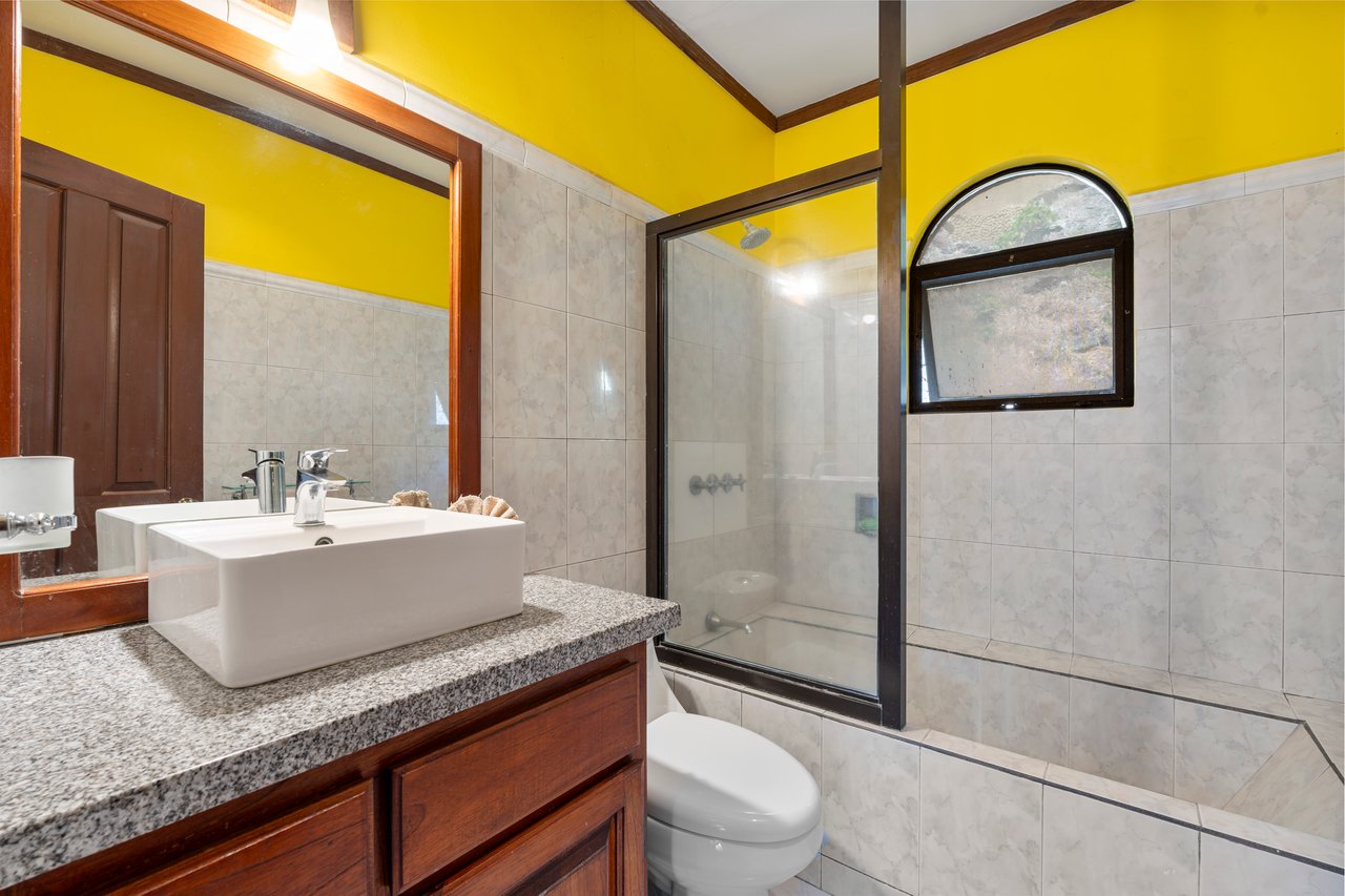 Marina Real 5 | Open Concept 2 Bedroom Condo Across From Flamingo Marina