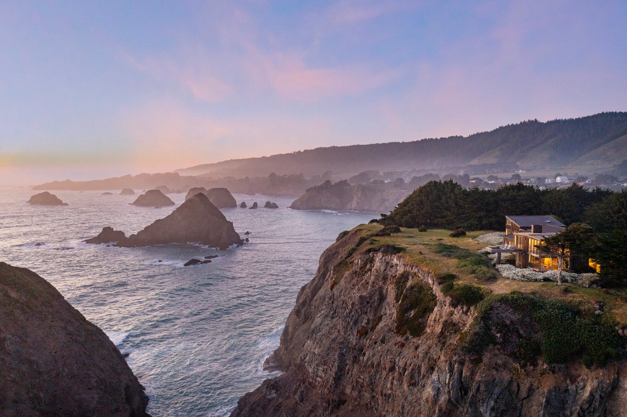 Sea Arches - 7000 S Hwy 1