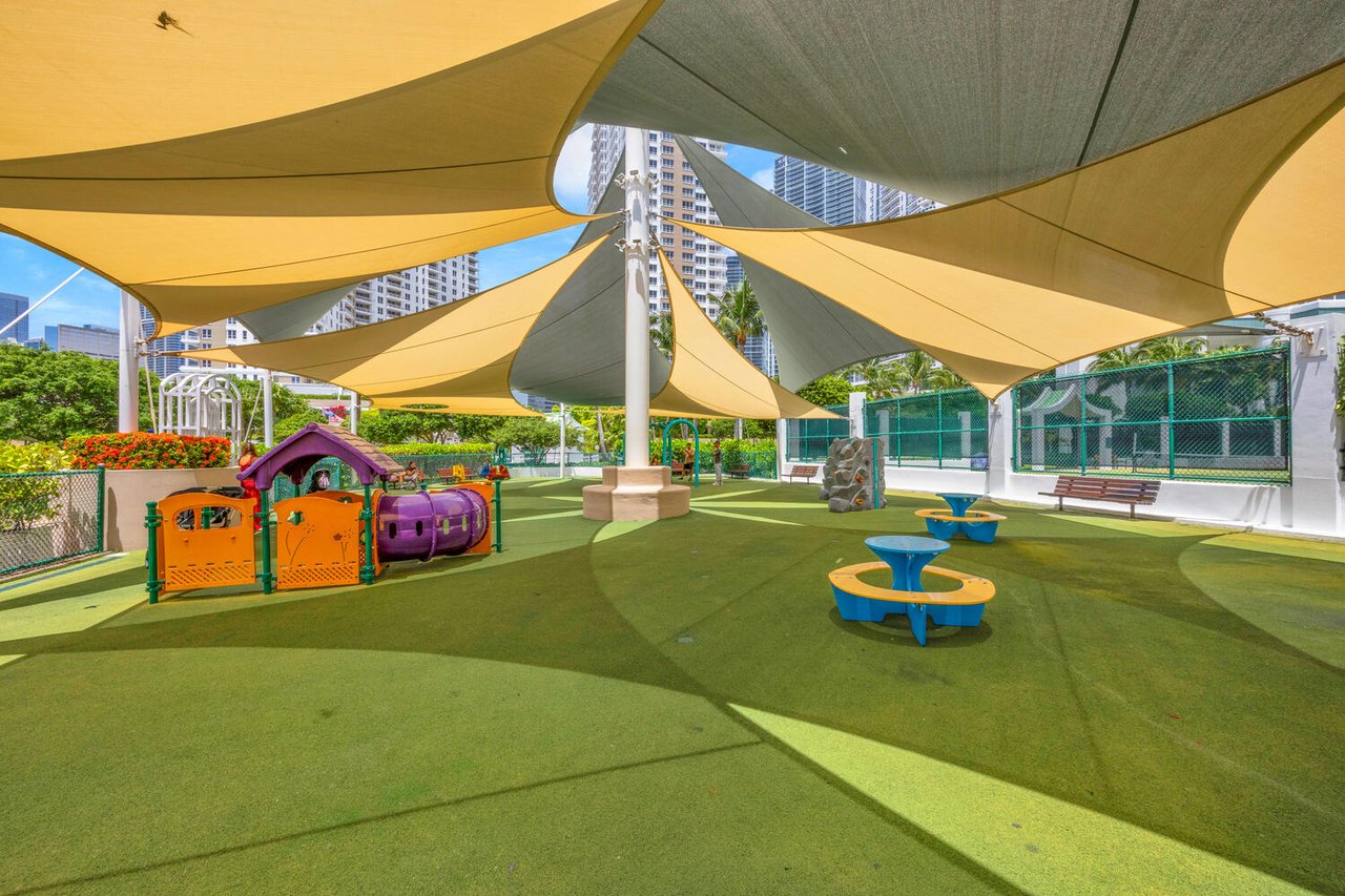 Spacious Rental in Brickell Key