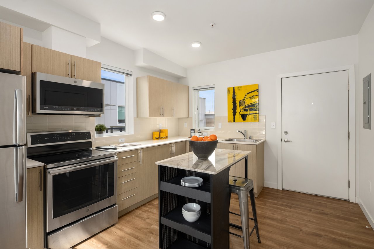 121 12th Avenue E Unit: 506