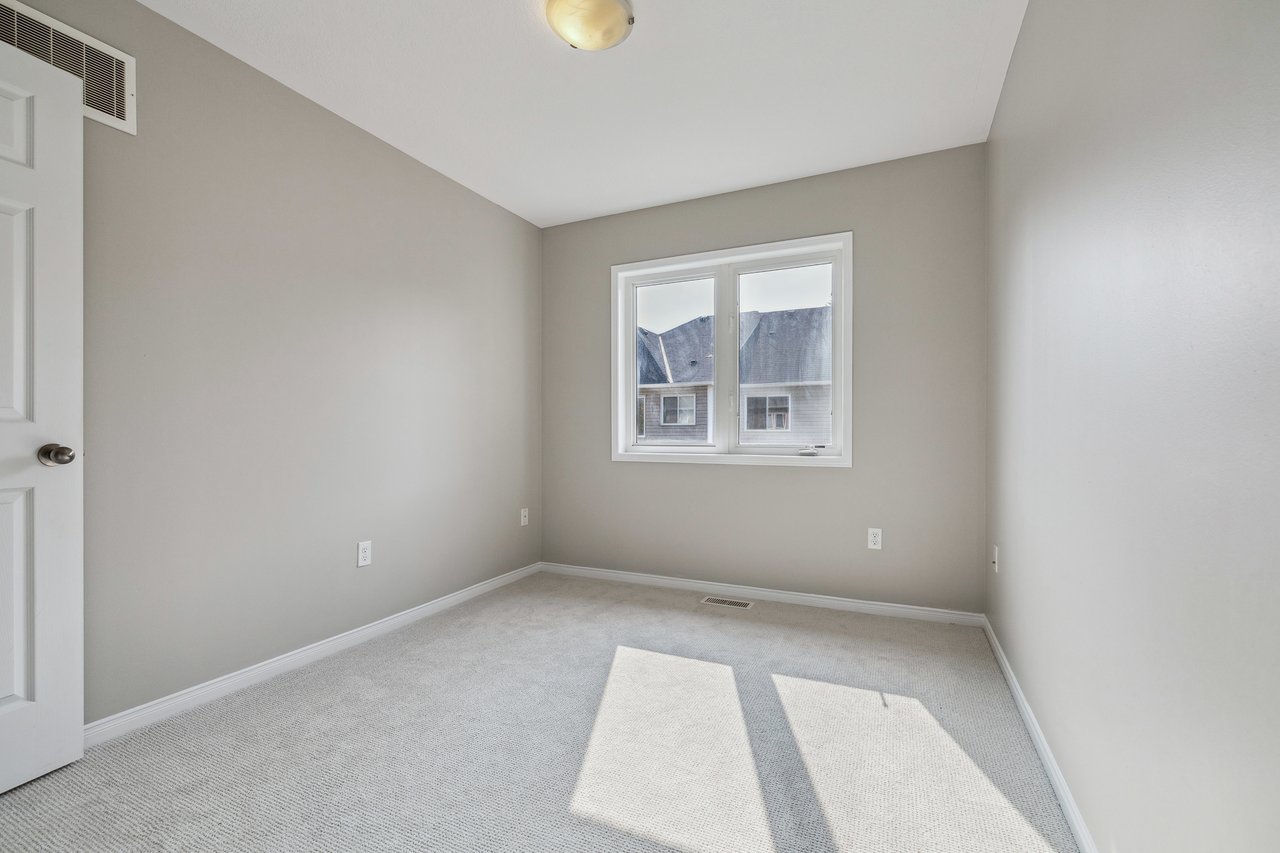 Freehold Townhouse on Quiet Court